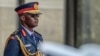 Un hélicoptère militaire kenyan transportant des hauts gradés, dont le chef de la défense du pays, le général Francis Omondi Ogolla, s'est écrasé le 18 avril 2024, a annoncé la police. (Photo par LUIS TATO / AFP)