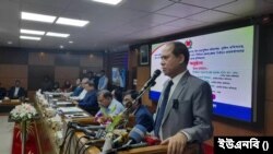 নির্বাচন ব্যবস্থাপনা বিষয়ক অনুষ্ঠানে বাংলাদেশের প্রধান নির্বাচন কমিশনার (সিইসি) কাজী হাবিবুল আউয়াল।