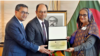 বাংলাদেশের প্রধানমন্ত্রী শেখ হাসিনা । 