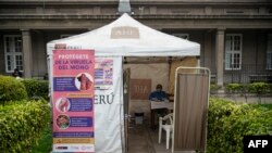 Kituo cha kupimia monkeypox kwenye hospitali ya Arzobispo Loayza nchini Peru