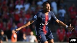 Kylian Mbappe du PSG célèbre son but contre Nîmes, France, le 1er septembre 2018.
