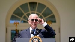 Rais Joe Biden akizungumza katika bustani ya White House mjini Washington, Julai 27, 2022. Picha ya AP