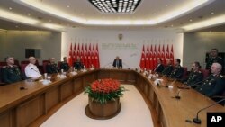 Dr. Salihzade: Dijberên AKP'ê Dixwaxzin Şerî Digel Kurdan Gerim bikin