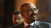 Le président du Soudan, Omar al-Bashir, à l'aéroport de Khartoum le 15 septembre 2015. REUTERS/Mohamed Nureldin Abdallah