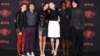 Parte del elenco de "Stranger Things", la exitosa serie de Netflix. De izquierda a derecha: Gaten Matarazzo, Millie Bobby Brown, Sadie Sink, Caleb McLaughlin y Finn Wolfhard, en el estreno de la Temporada 2 en Los Angeles, el 26 de octubre de 2017.