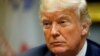 El presidente de EE.UU., Donald Trump, responde preguntas de los medios de comunicación durante un evento en el que anunció una subvención para un programa de apoyo comunitario libre de drogas en la Sala Roosevelt de la Casa Blanca en Washington, el 29 de agosto de 2018.