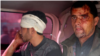 Hombres heridos en una ambulancia tras la explosión de un coche bomba en Kabul, Afganistán, el 27 de enero de 2018. REUTERS/Mohammad Ismail