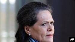 အိန္ဒိယကွန်ဂရက်ပါတီ ဥက္ကဌ Sonia Gandhi (သြဂုတ်လ ၂၁ ရက်၊ ၂၀၀၇၊ ဓာတ်ပုံ-AP)