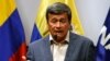 Pablo Beltran, representante del Ejército de Liberación Nacional (ELN) habla durante una conferencia de prensa en Quito, Ecuador.
